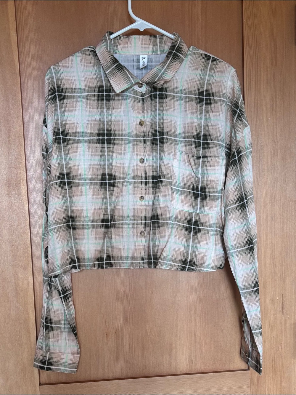 New BP Women’s M Button-Down Long Sleeve Shirt - Cream/Dark Green